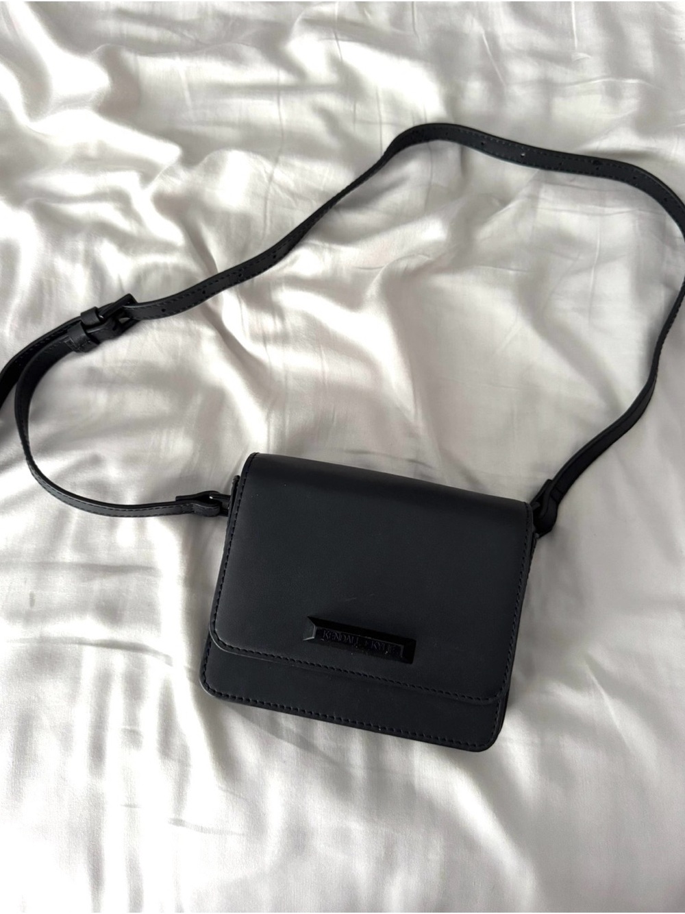 Kendall & Kylie Black Leather Small Crossbody Wallet Bag